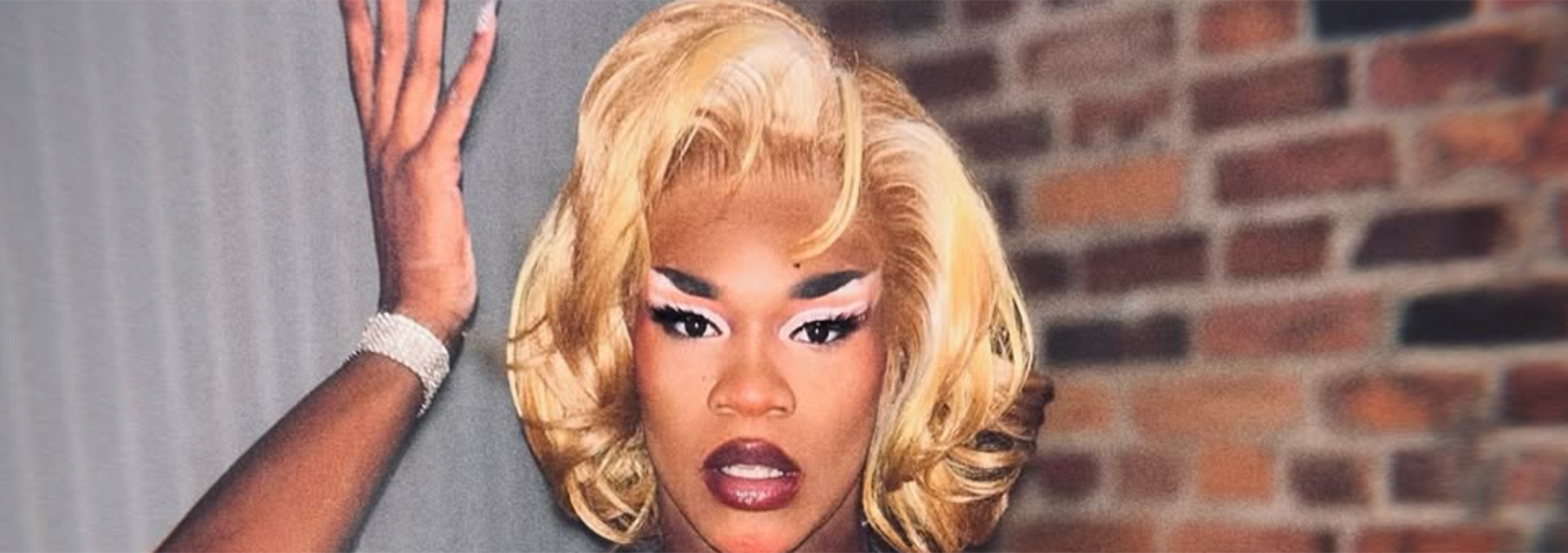 Drag Karaoke w/ Onixx Aura event photo