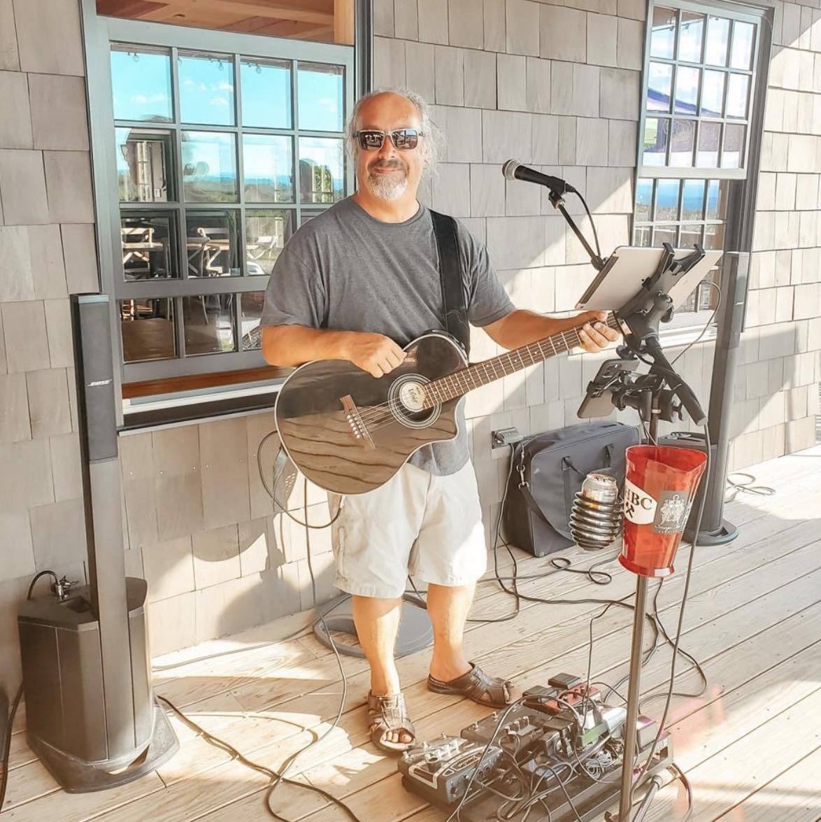 Jamie's Junk Show at The Pavilion Beach Bar thumbnail