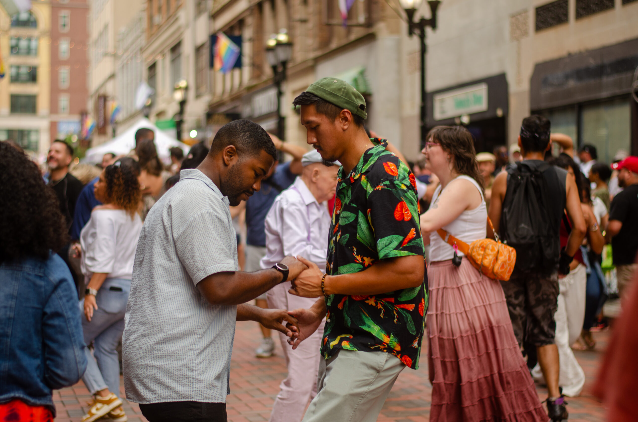 Hartford.com Salsa Social at Pratt Street Historic District thumbnail