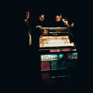 Lord Huron with Thao photo 2
