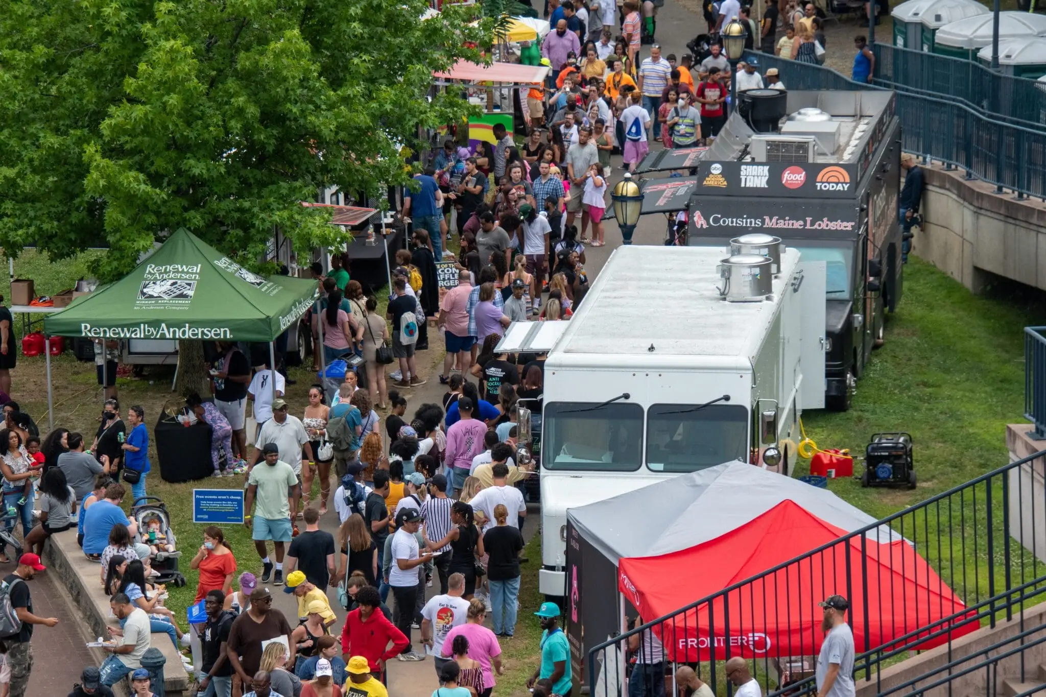 Hartbeats & Eats at Mortensen Riverfront Plaza thumbnail